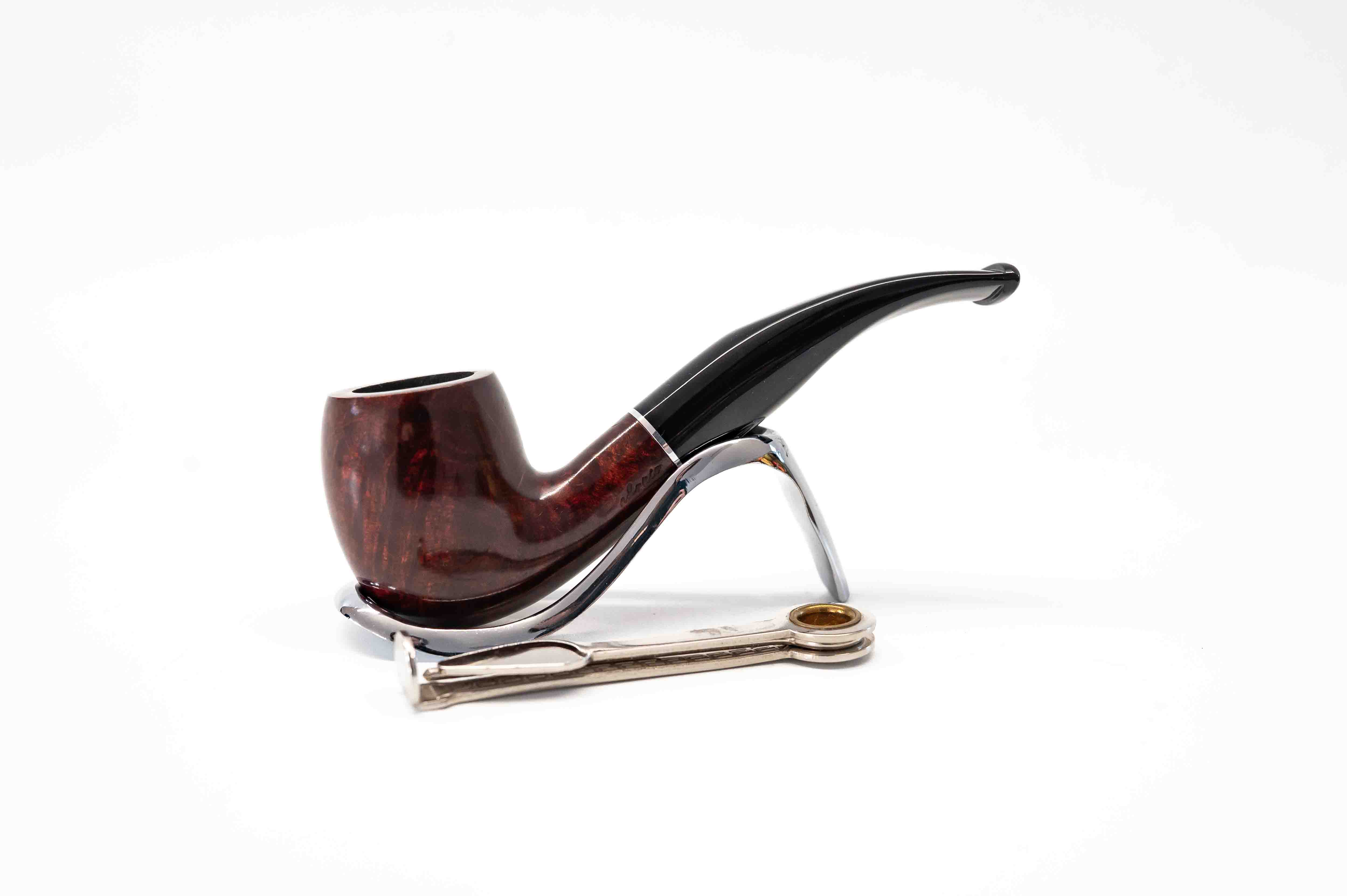 Padonio bruyer pipa 9mm filterrel, hajlított szárral, Billiard-Bent forma
